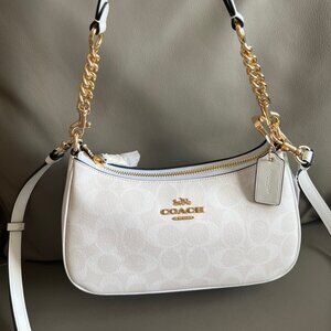 NWT coach Teri Shoulder Bag In Signature Canvas CA548